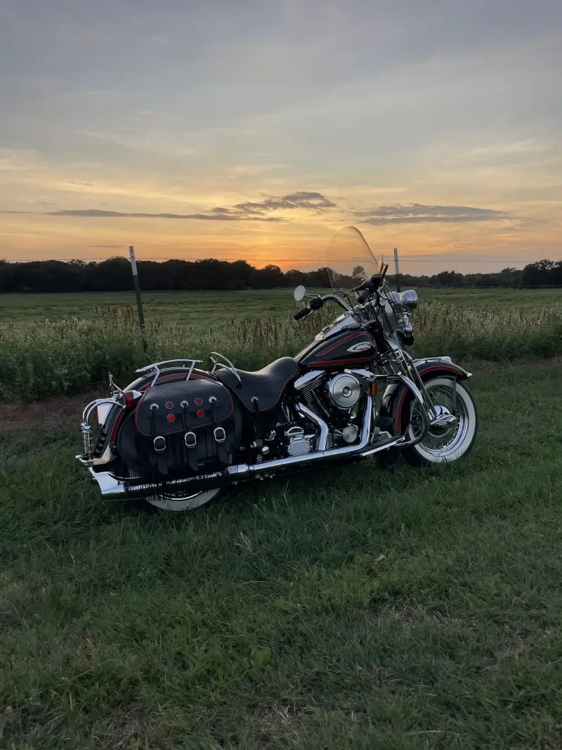 1998 Harley-Davidson Heritage Springer Softail photo 23