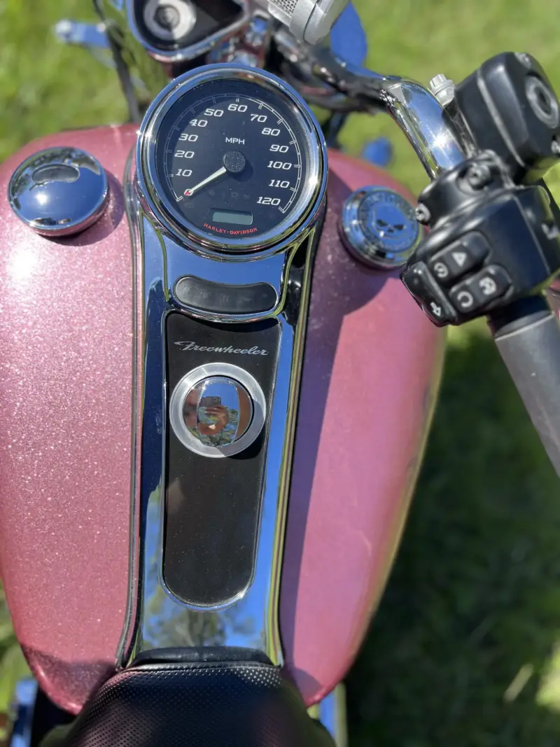 2016 Harley-Davidson Freewheeler photo 36